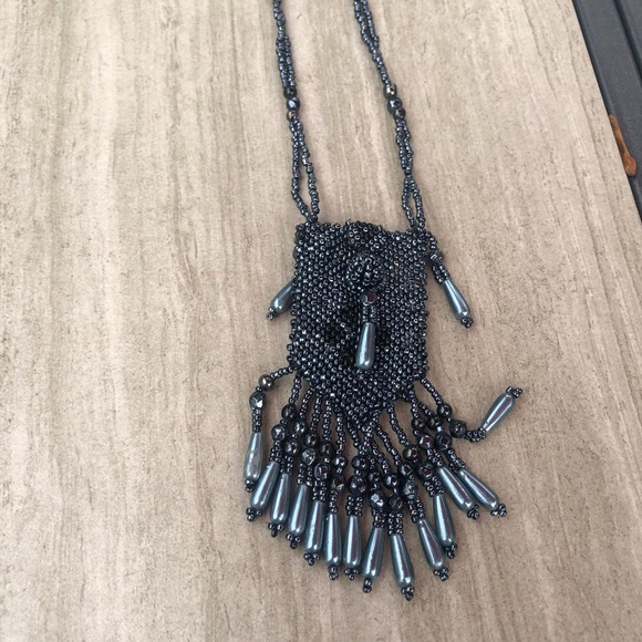 Beaded necklace pouch - Picture 8 of 10